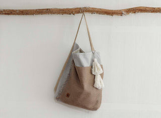 Bolso con aplicaciones de alpaca
