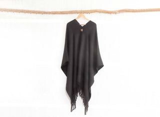 Poncho Clásico Negro