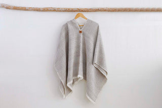 Poncho Medio Crudo y Rosillo